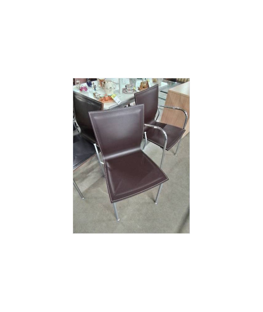 CHAISE  PIÈTEMENT MÉTAL GRIS ASSISE CUIR CHOCOLAT 