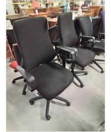 FAUTEUIL DE BUREAU A ROULETTES RÉSINE ET TISSU NOIR DOSSIER RÉGLABLE 