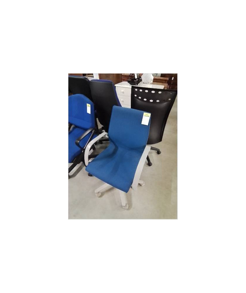 FAUTEUIL DE BUREAU A ROULETTES PIÈTEMENT RÉSINE GRIS ASSISE BLEU DOSSIER ICLINABLE FAUTEUIL DE BUREAU A ROULETTES PIÈTEMENT RÉSINE GRIS ASSISE BLEU DOSSIER ICLINABLE