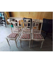 CHAISE AVEC MOTIF FLORAL 
