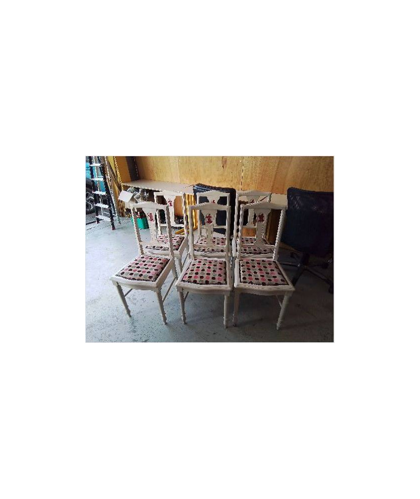 CHAISE AVEC MOTIF FLORAL 