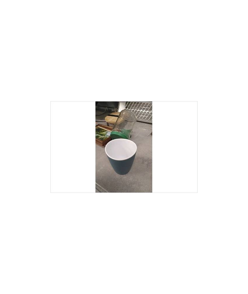 VERRE PLASTIQUE 