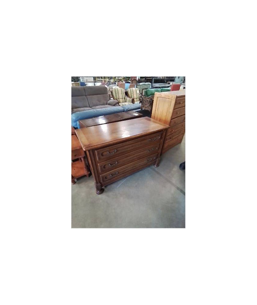COMMODE MOULUREE 3 TIROIRS STYLE REGENCE 