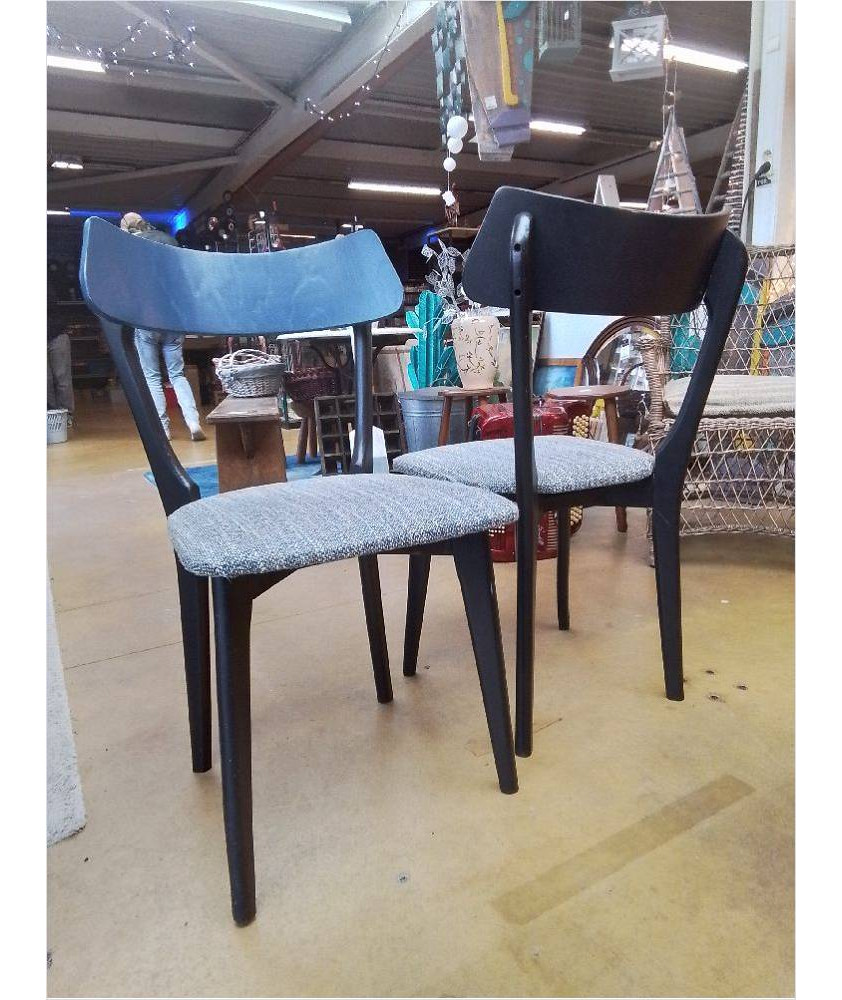 CHAISES LOT 6 