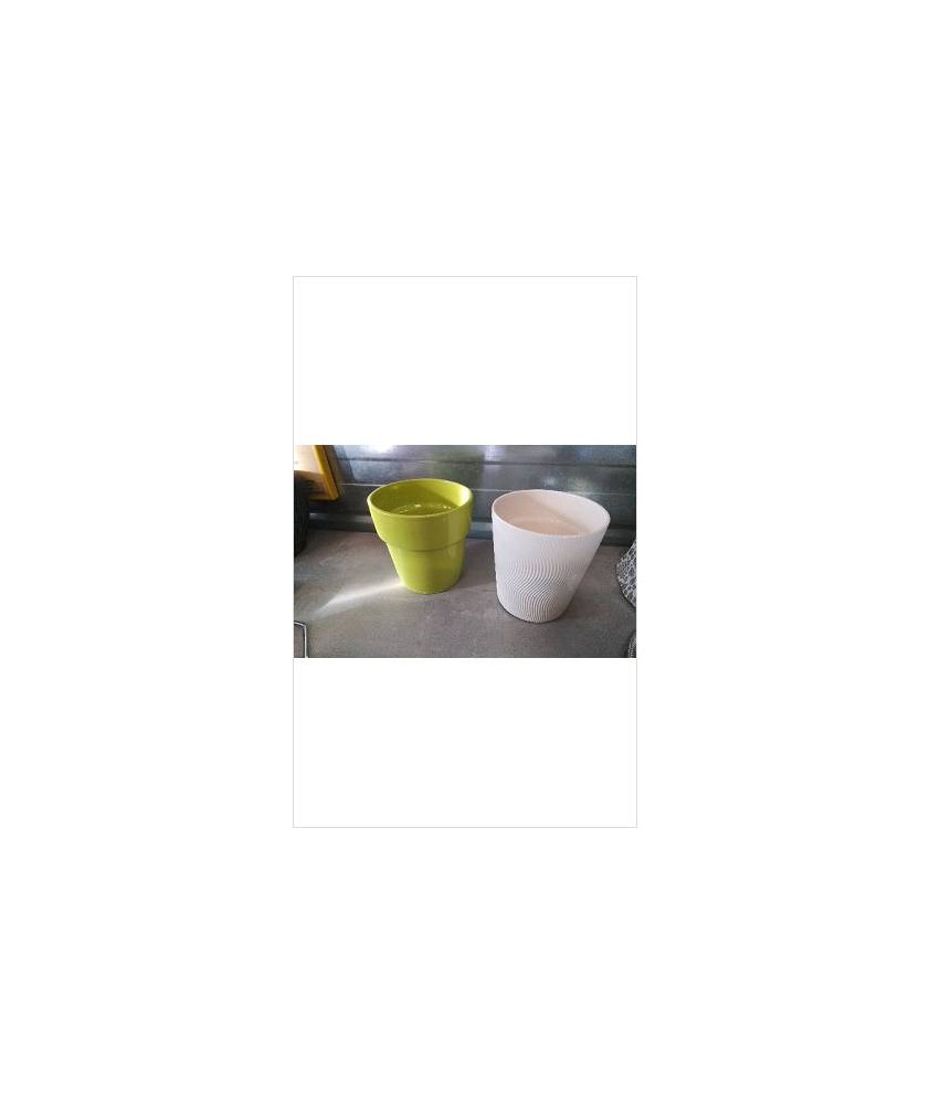 CACHE POT 