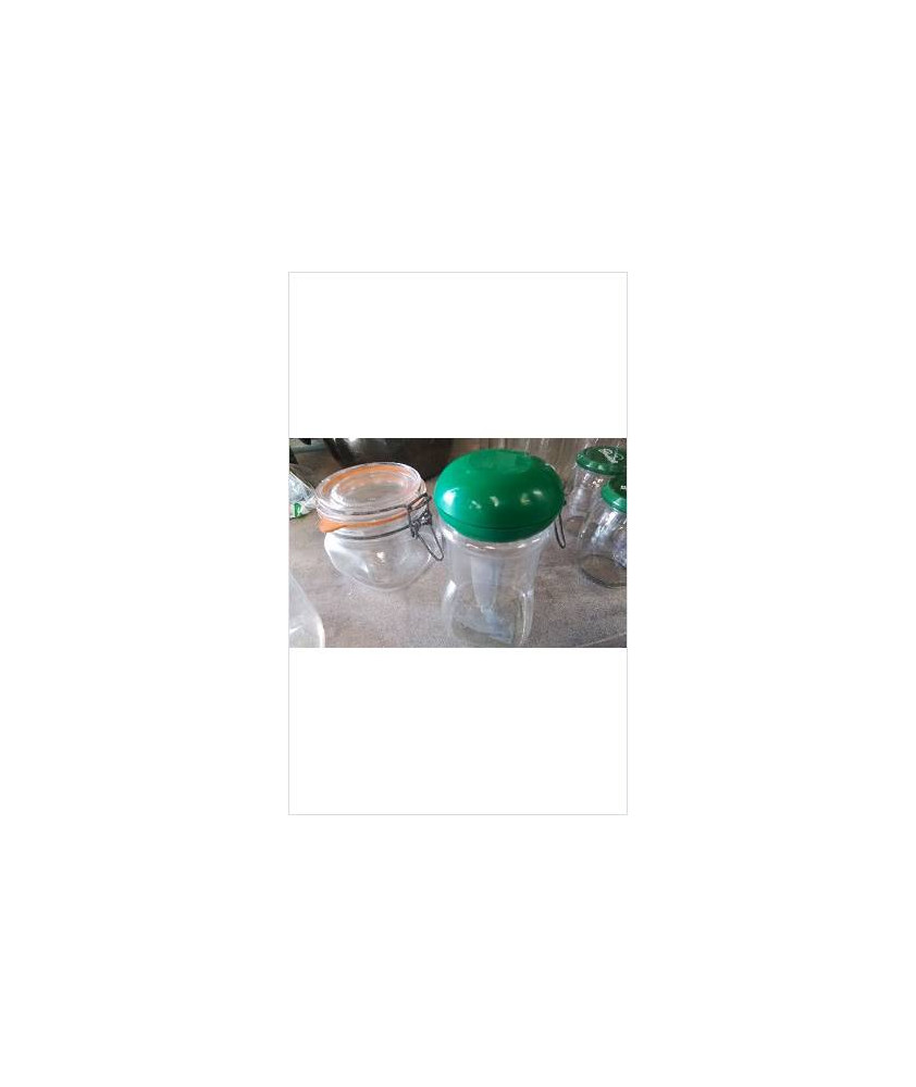 BOCAL PLASTIQUE BOUCHON VERT