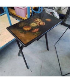 TABLE D’APPOINT LAQUÉE