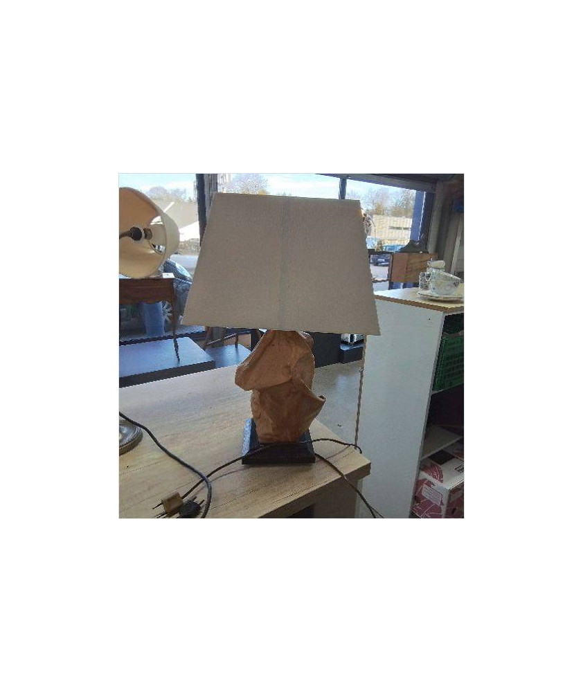LAMPE CUIR 