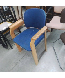 FAUTEUIL VINTAGE A RESTAURER 