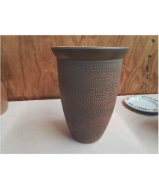 VASE EN CERAMIQUE