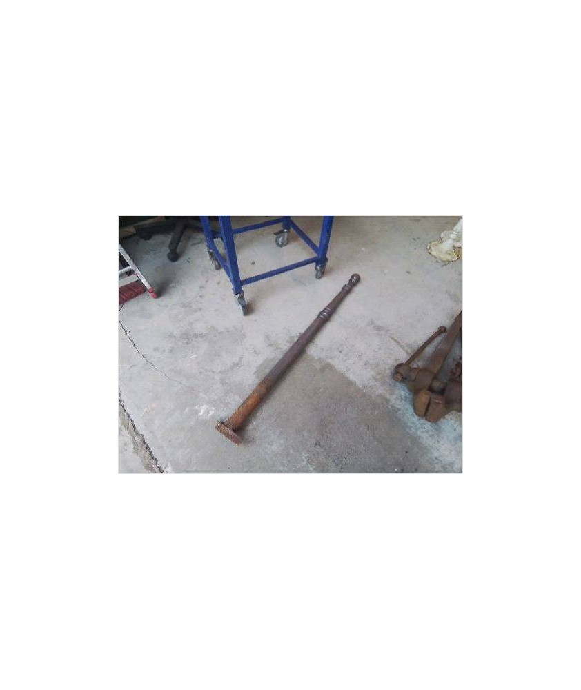 POTEAU DE RAMPE EN FONTE