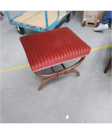 REPOSE PIEDS TISSU ROUGE