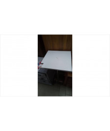 47986 TABLE DER BAR BLANCHE