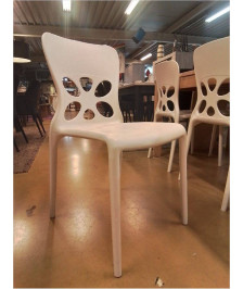 CHAISE