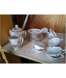 SERVICE À THÉ EN PORCELAINE 