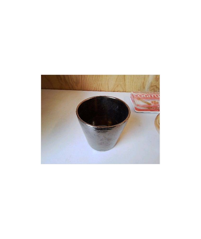 CACHE POT 