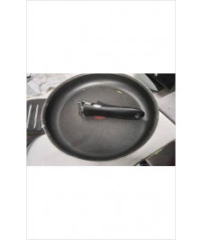 SAUTEUSE + POIGNEE 