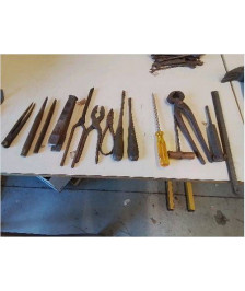 OUTILS BRICOLAGE 