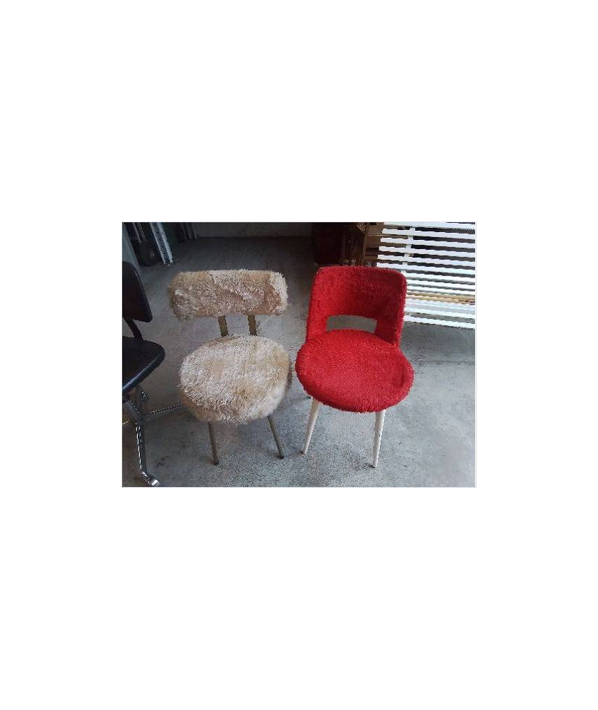 CHAISE MOUMOUTE 