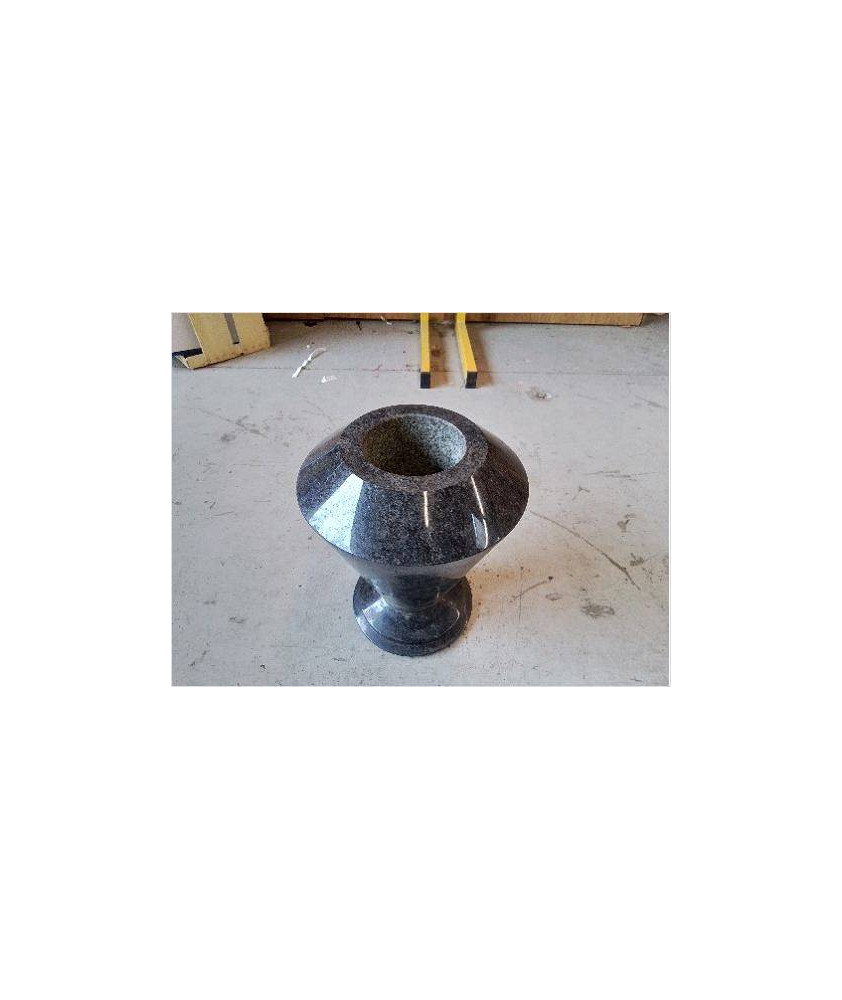 VASE EN MARBRE FUNÉRAIRE 