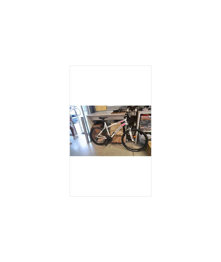 VELO VTT FEMME BTWIN WW08 ( EN L’ETAT)