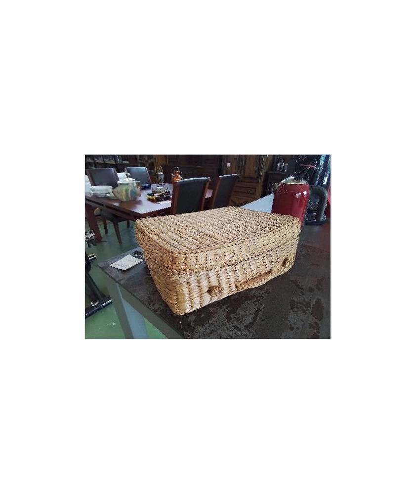 VALISETTE EN RAFFIA