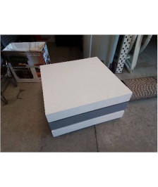 TABLE MODERNE CUBIQUE 