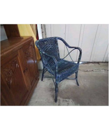 FAUTEUIL EN ROTTIN BLEU