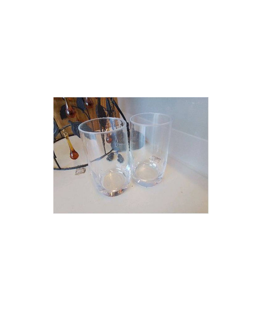 LOT DE 2 VERRES 