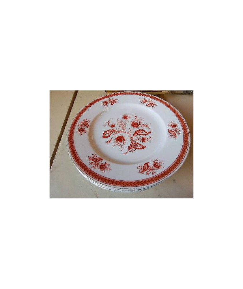 LOT DE 4 ASSIETTES EN PORCELAINE 