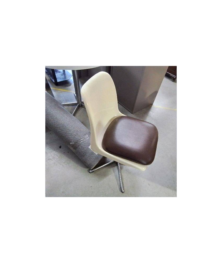 CHAISE VINTAGE COQUE