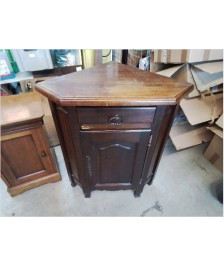 MEUBLE EN COIN 