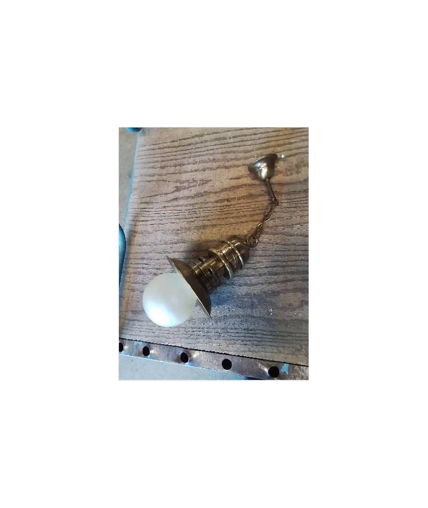 SUSPENSION MÉTAL DORÉ ET VERRE AMERICAN COOP 1850