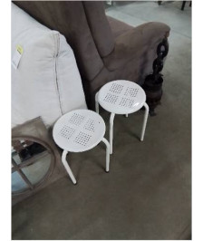 TABOURET ROND MÉTAL BLANC AJOURÉ 