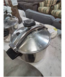 AUTOCUISEUR SEB ACIER INOX 8L