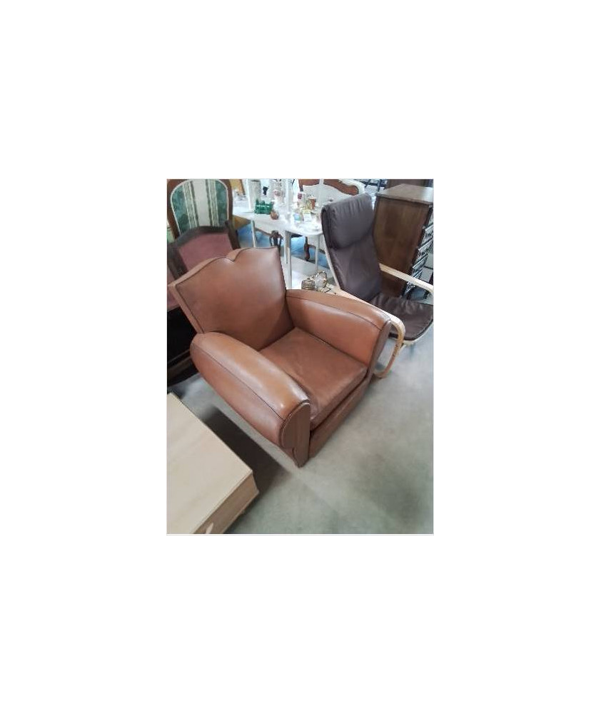FAUTEUIL  CLUB SKAÏ COGNAC DOSSIER MOUSTACHE ANNÉES 50