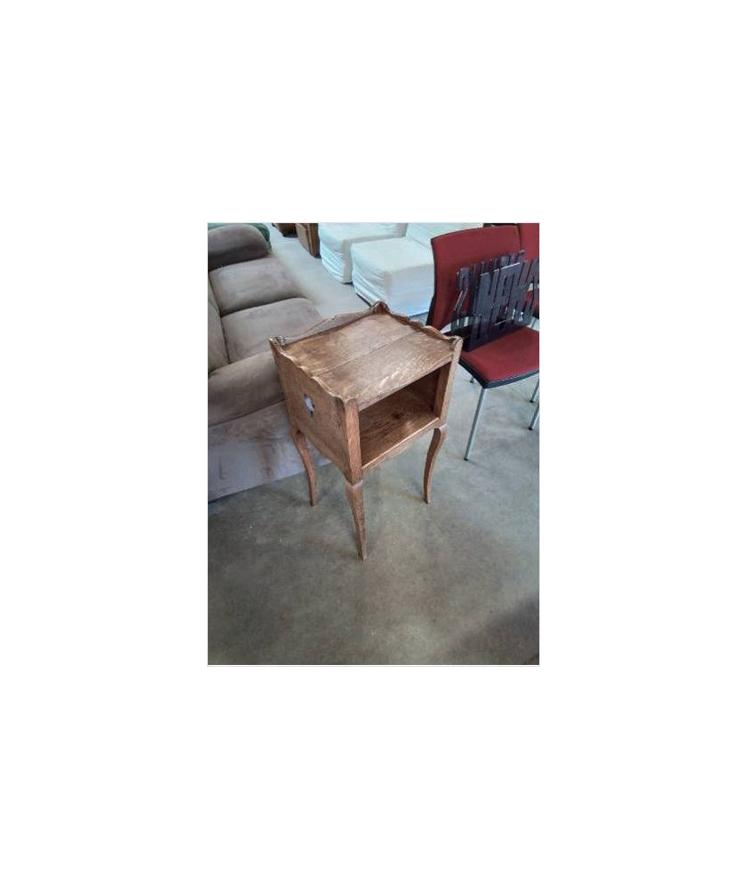 CHEVET BOIS CLAIR AUX CŒURS PIEDS GALBÉS STYLE REGENCE 