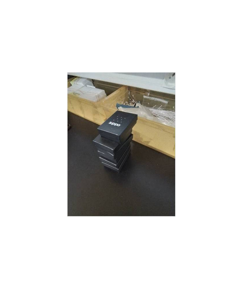 BRIQUET ZIPPO