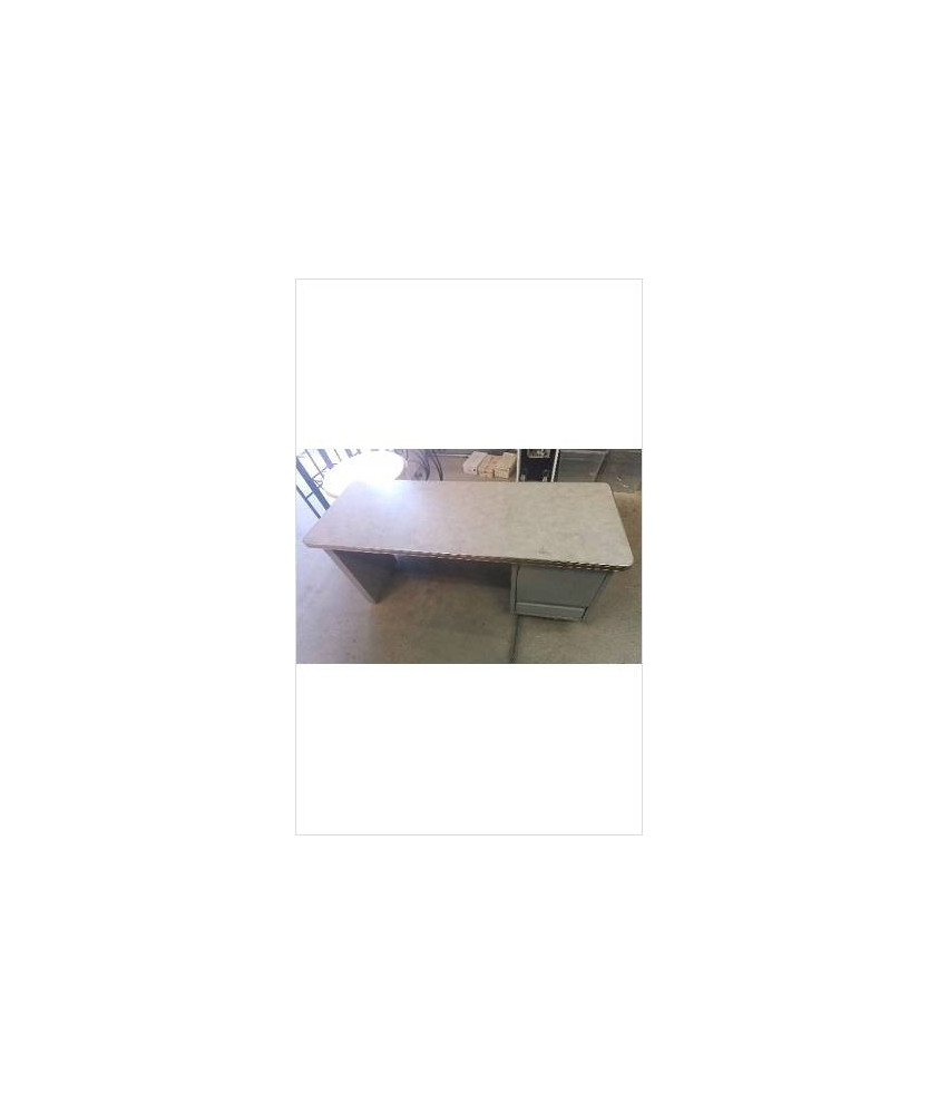 BUREAU GRIS 