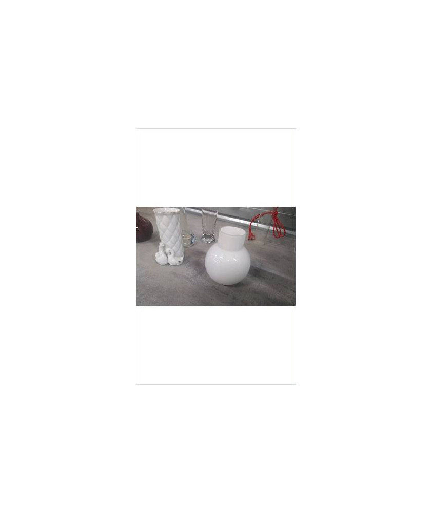 VERRE DE LAMPE OPALINE
