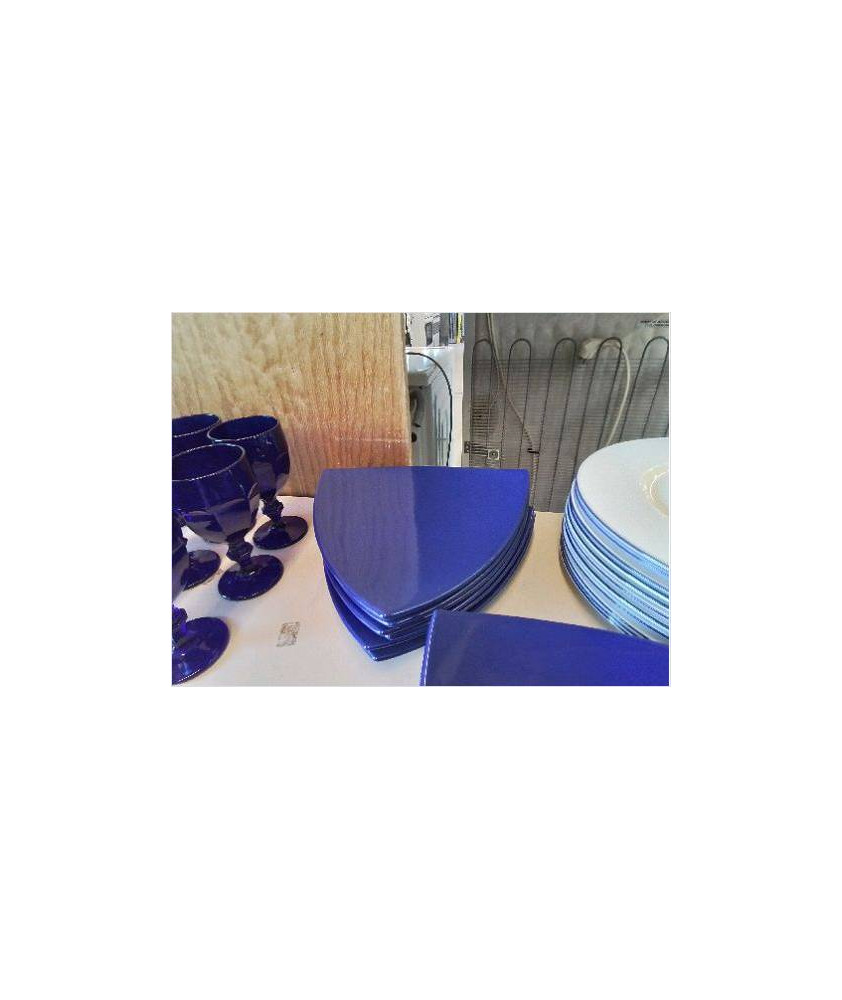 ASSIETTE TRIANGULAIRE BLEU