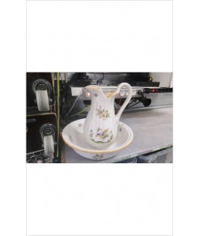 SERVICE DE TOILETTE STYLE MOUSTIERS 