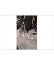 VERRE A PIED LE LOT