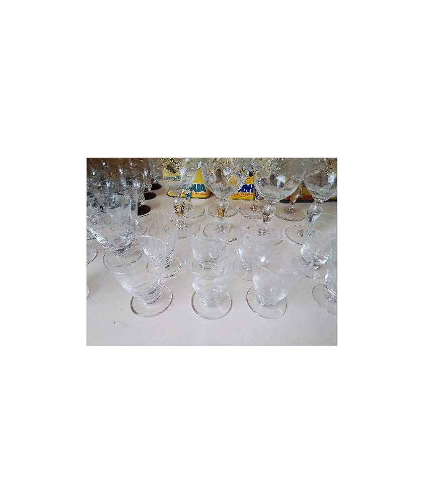 LOT DE 6 VERRES À DIGESTIF 