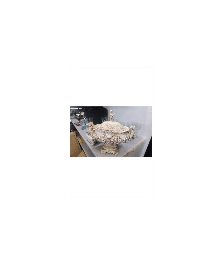 CENTRE DE TABLE CAPODIMONTE 