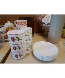 LOT DE 6 TASSES ET SOUCOUPES ARCOPAL 