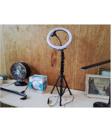 LAMPE ANNEAU AVEC SUPPORT TÉLÉPHONE 