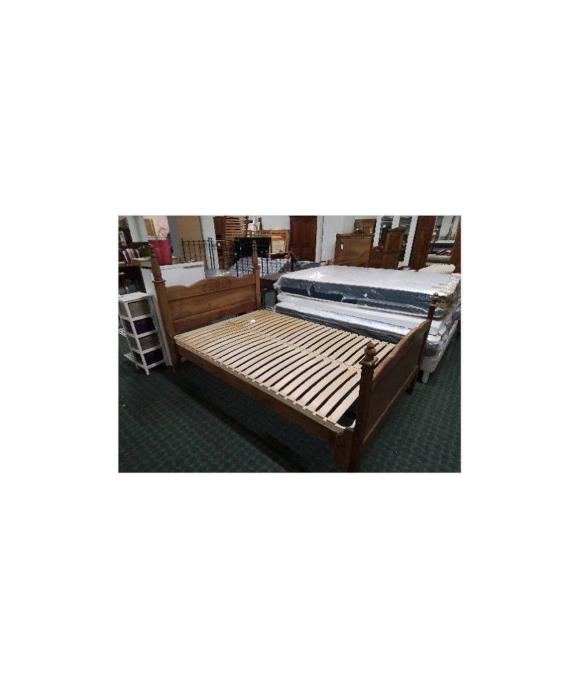LIT EN BOIS MOTIF FLEUR DE LYS 