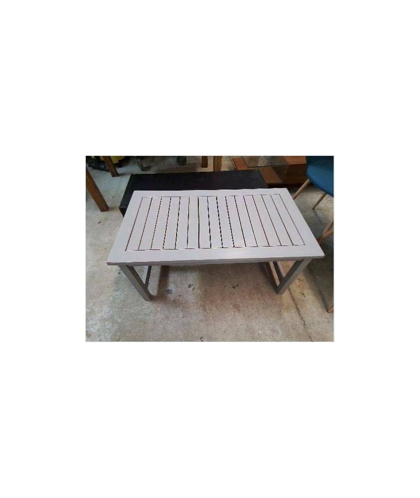 TABLE BASSE D’EXTÉRIEURE 