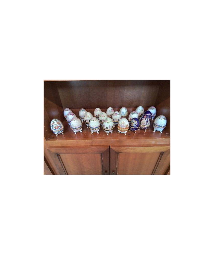 OEUF EN PORCELAINE